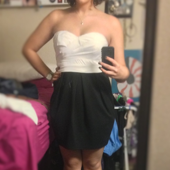 Block Color Black and White Cocktail Dress - Picture 2 of 6